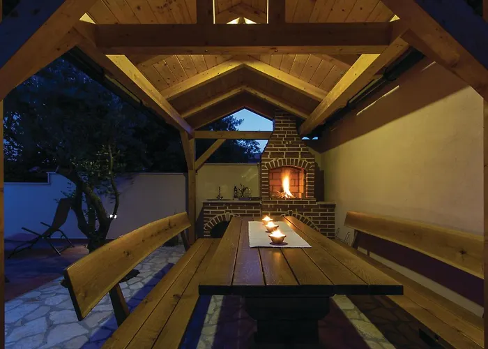 Betiga 06 Semesterbostad Barbariga