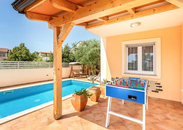 Betiga 06 Semesterbostad Barbariga